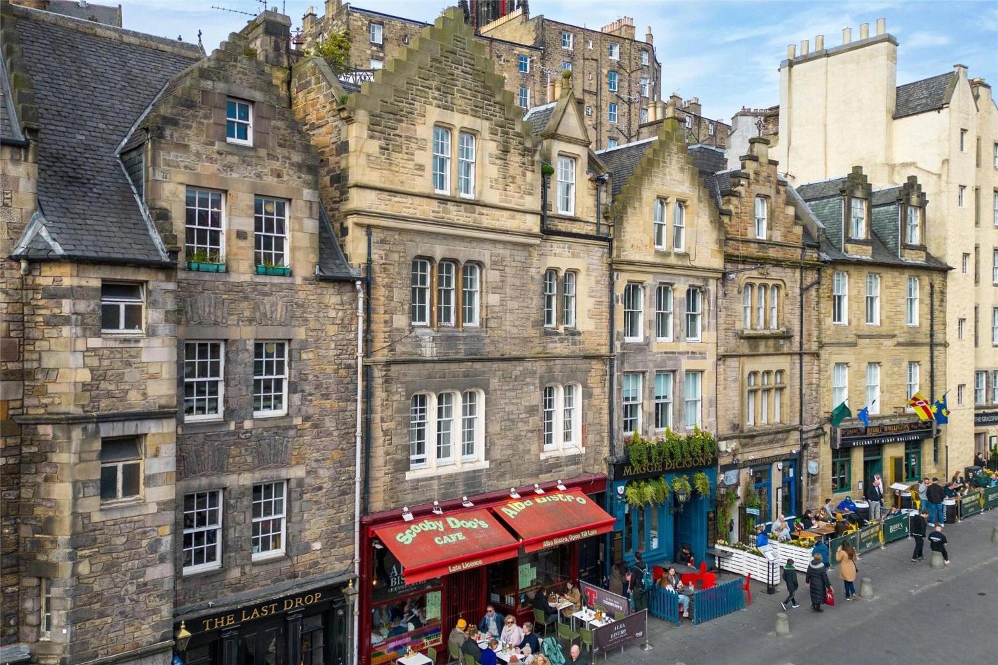 Bright Old Town City Centre Apartment Edinburgh Eksteriør billede